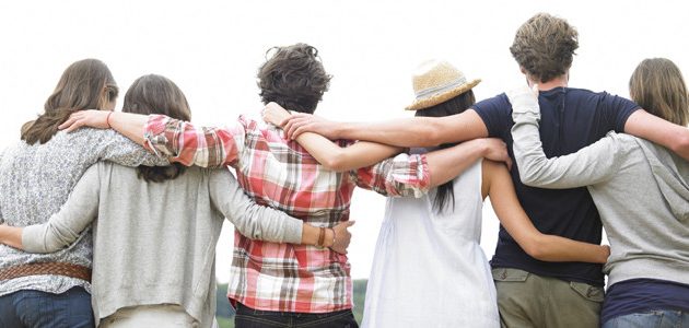 Δεν είσαι εσύ αντικοινωνικός αλλά οι φίλοι που φεύγουν μετά τα 25!