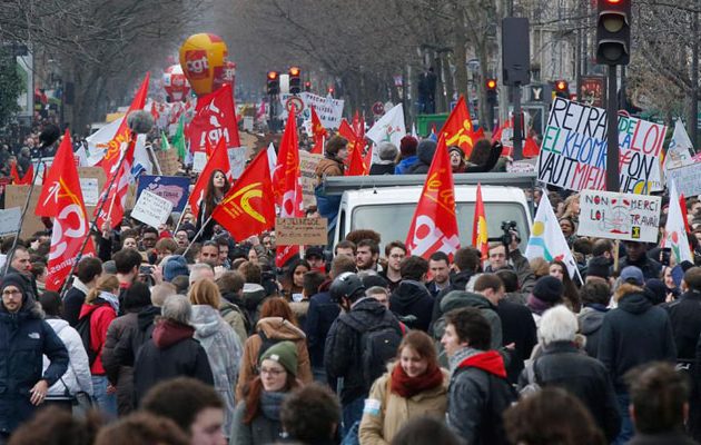 Γαλλία: Mε προεδρικό Διάταγμα θα εφαρμοστούν οι σκληρές μεταρρυθμίσεις στα εργασιακά