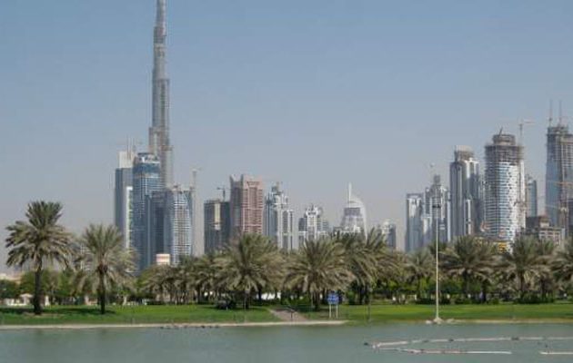 Τα Ηνωμένα Αραβικά Εμιράτα «χτίζουν»… τεχνητό βουνό!