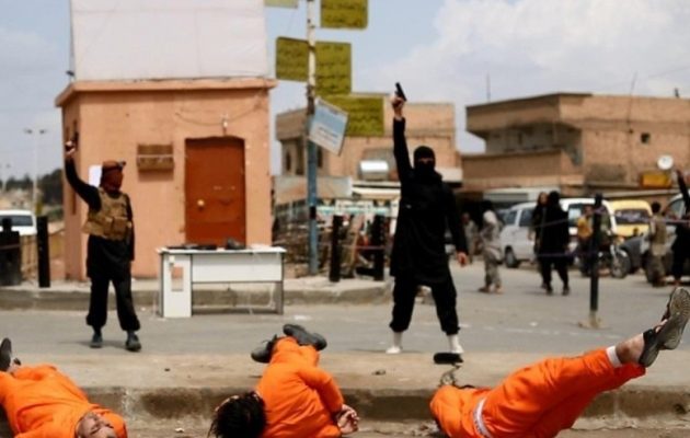 Το Ισλαμικό Κράτος εκτέλεσε τρεις “κατασκόπους” των Πεσμεργκά στη Μοσούλη