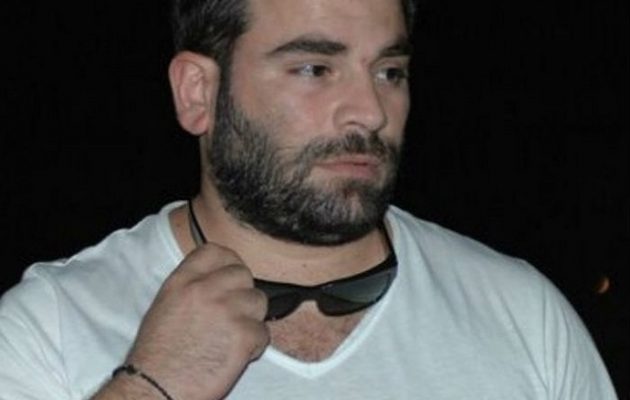 Οι τελευταίες φωτογραφίες του Παντελίδη λίγο πριν το τέλος εκθέτουν κόσμο