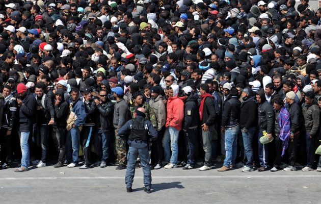 800.000 μετανάστες ξεκίνησαν από Λιβύη προς Ευρώπη