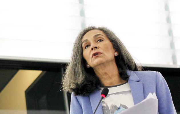 ΣΥΡΙΖΑ: H ανήθικη Σακοράφα υπέκλεψε την έδρα στο Ευρωκοινοβούλιο