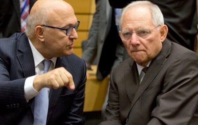 Spiegel:  Σφάζονται Σόιμπλε και Σαπέν για τo κούρεμα του ελληνικού χρέους