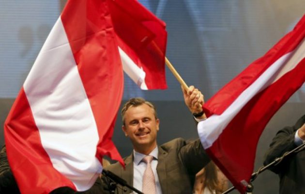 Φάρατζ: Αν κερδίσει ο Χόφερ θα γίνει δημοψήφισμα για έξοδο της Αυστρίας από την ΕΕ