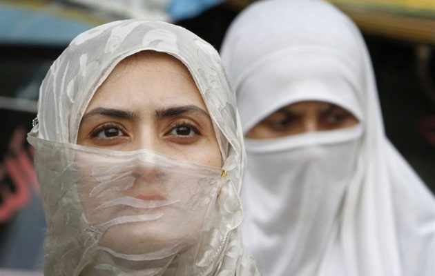 “Μεσαιωνική” φρίκη: Πακιστανή κάηκε ζωντανή επειδή αρνήθηκε πρόταση γάμου
