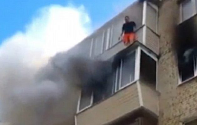 Ιωάννινα: Πήδηξε από τον 2ο όροφο για να σωθεί από τη φωτιά