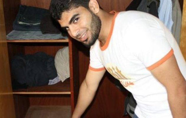 Σύρος πρόσφυγας βρήκε και παρέδωσε 150.000 ευρώ