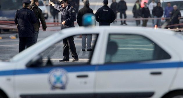 Νεκρός ο άνδρας που πυροβολήθηκε στα Εξάρχεια