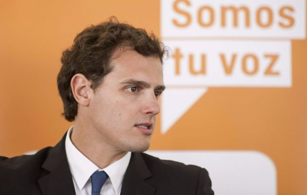 Ανατροπή: Ο ηγέτης των Ciudadanοs δεν θα στηρίξει κυβέρνηση υπό τον Ραχόι