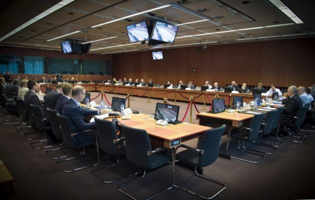 Στη σκληρή γραμμή της λιτότητας επιμένει το Eurogroup
