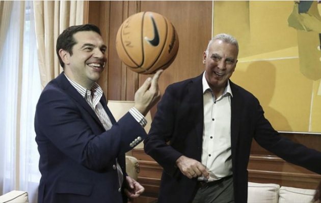 Το κλειστό του ΟΑΚΑ μετονομάζεται σε “Νίκος Γκάλης”