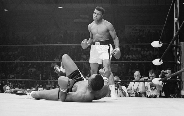 Έφυγε από τη ζωή ο θρύλος του μποξ Μοχάμεντ Άλι (βίντεο)