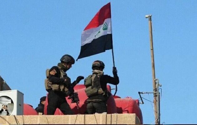 Η ιρακινή σημαία κυματίζει στη Φαλούτζα