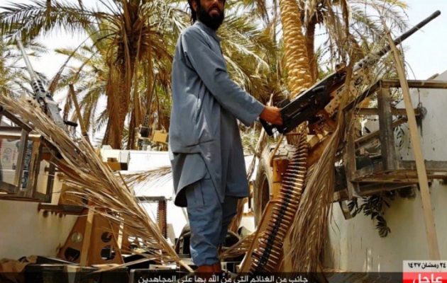 Το Ισλαμικό Κράτος νίκησε τον NSA και πήρε λάφυρα τα αμερικανικά όπλα του