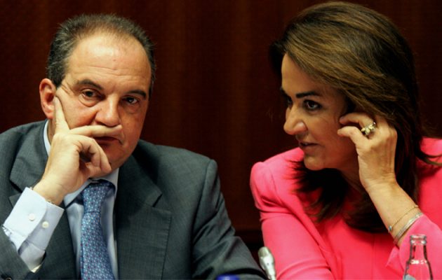 Καραμανλής και Ντόρα “αδειάζουν” τον Κυριάκο για τον Πρόεδρο Δημοκρατίας