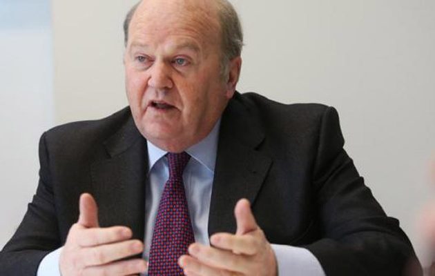 Kαθησυχάζει ο Ιρλανδός ΥΠΟΙΚ: Κανένα δημοσιονομικό πρόβλημα στον ορίζοντα