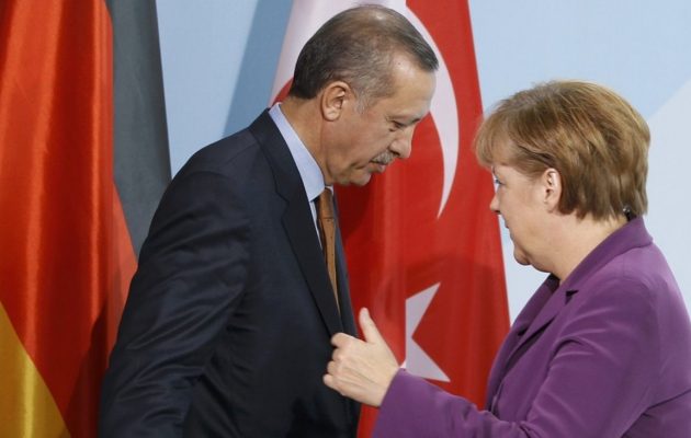 Η βίζα στους Τούρκους που υποσχέθηκε η Μέρκελ έστειλε τη Βρετανία εκτός ΕΕ