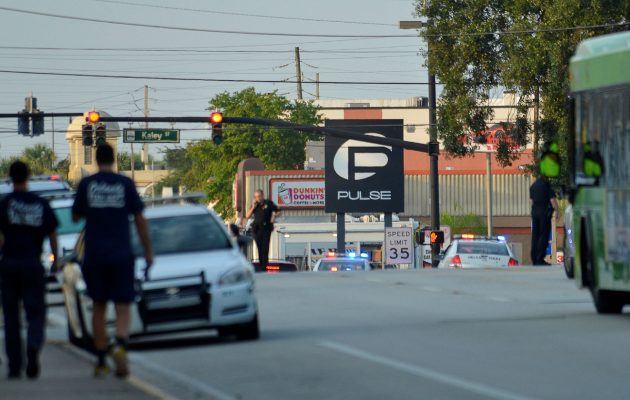 Διεθνής καταδίκη του μακελειού στις ΗΠΑ