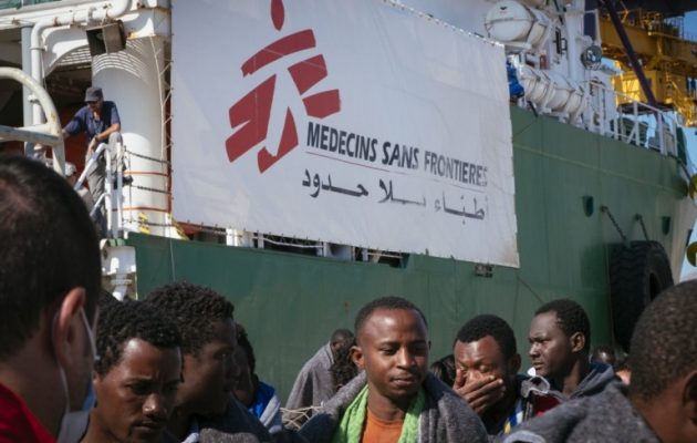 “Βουλιάζει” η Σικελία από τους παράνομους μετανάστες