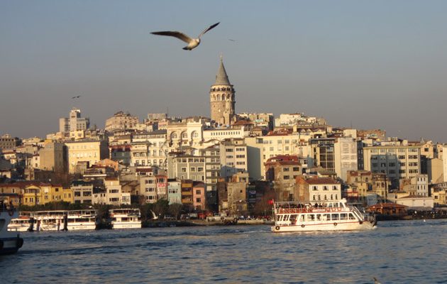Σεισμολόγοι προειδοποιούν για πιθανό σεισμό 7 Ρίχτερ στην Κωνσταντινούπολη