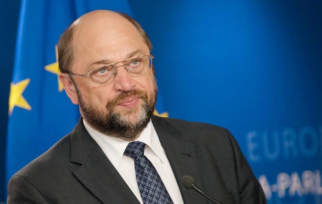 “Επικίνδυνο παιγνίδι” το δημοψήφισμα στην Ουγγαρία λέει ο Σουλτς