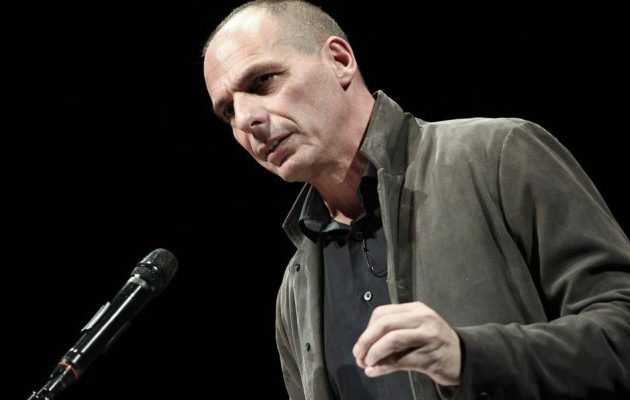 Βαρουφάκης: Η Ευρώπη χάνει λόγω των Γερμανών την ακεραιότητά της