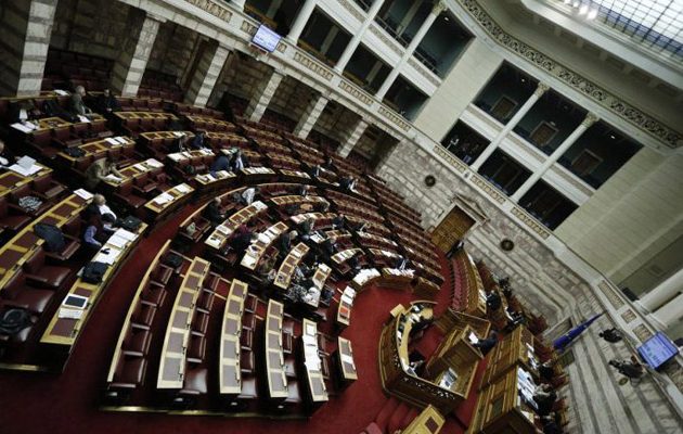 Δημοσκόπηση ΣΟΚ για το πολιτικό σύστημα – Τι λένε οι πολίτες