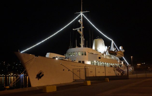 Στη Μυτιλήνη ο Σαουδάραβας πρίγκηπας Αλ Σαούντ με τη θαλαμηγό Χριστίνα