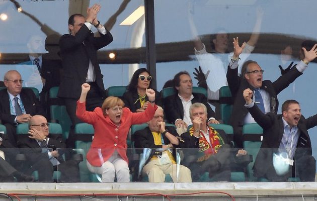 Χωρίς… τη Μέρκελ θα παίξουν οι Γερμανοί απέναντι στην Ιταλία