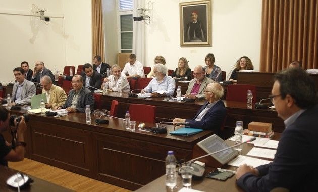 Παρέλαση καναλαρχών και εκδοτών στην Εξεταστική για τα θαλασσοδάνεια