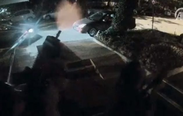 Δείτε σε βίντεο την επίθεση στο αρχηγείο της ΜΙΤ (αντικατασκοπεία) στην Άγκυρα