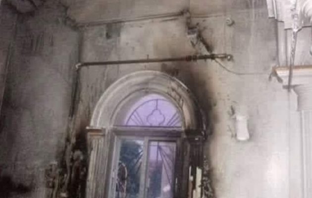 Τζιχαντιστές πυρπόλησαν ασσυριακή εκκλησία στη βόρεια Συρία (φωτο)