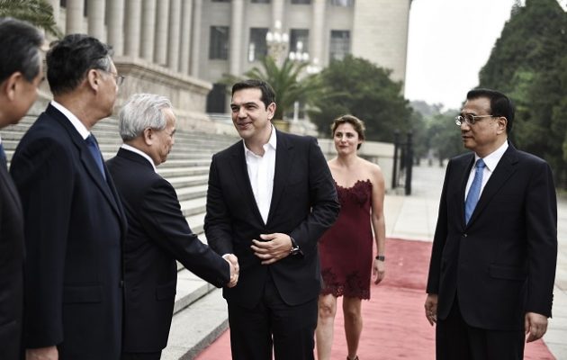 Τι ξεχωριστό έκανε η Μπαζιάνα στην Κίνα (και δεν μιλάμε για το φόρεμα)