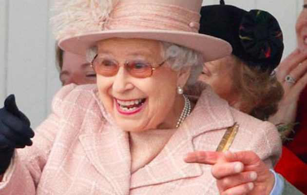 Αποκαλύφθηκε το μυστικό μακροζωίας της βασίλισσας Ελισάβετ-  Πώς έφτασε τα 92