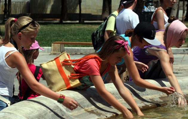 «Καμίνι» η χώρα την Πέμπτη – Στους 38 βαθμούς η θερμοκρασία