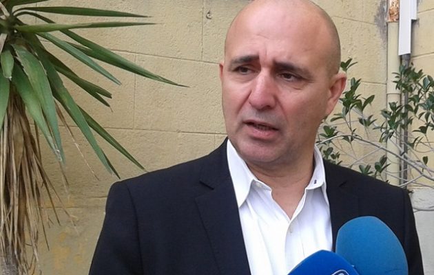 Ο δήμαρχος Λέρου ξαναζητά από Τσίπρα να φύγουν οι πρόσφυγες