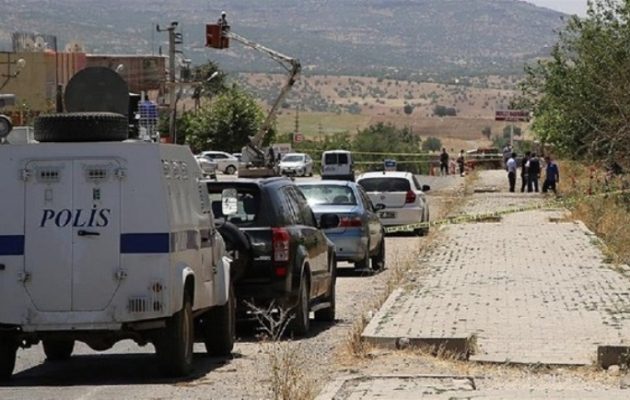 Οι Κούρδοι ανατίναξαν τρεις Τούρκους αστυνομικούς στη Μαρντίν