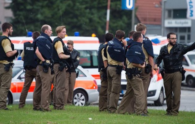Επίθεση Μόναχο: Τα κίνητρα του δράστη αναζητούν οι γερμανικές Αρχές