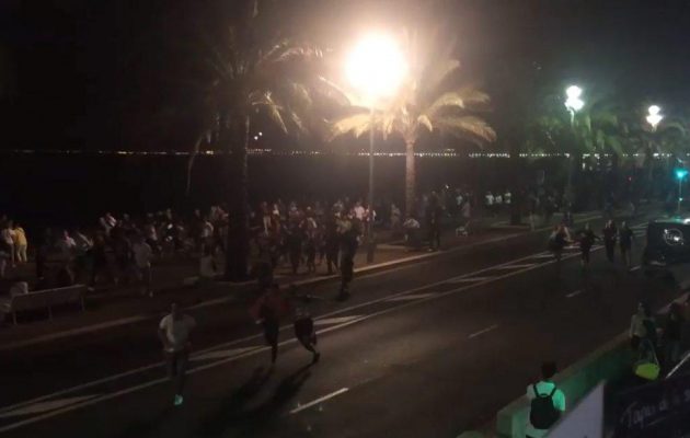 Τρόμος στη Γαλλία: 30 νεκροί στη Νις – Φόβοι για τρομοκρατικό χτύπημα