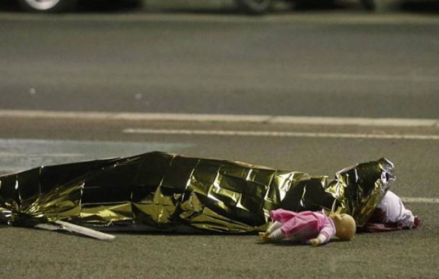 Η σφαγή της “Βαστίλλης”: Εκατόμβη νεκρών και τραυματιών στο μακελειό της Νίκαιας