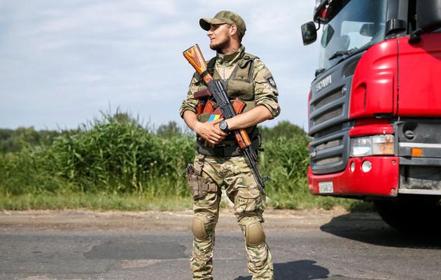 Επτά ουκρανοί στρατιωτικοί σκοτώθηκαν  σε μάχες με φιλορώσους αυτονομιστές