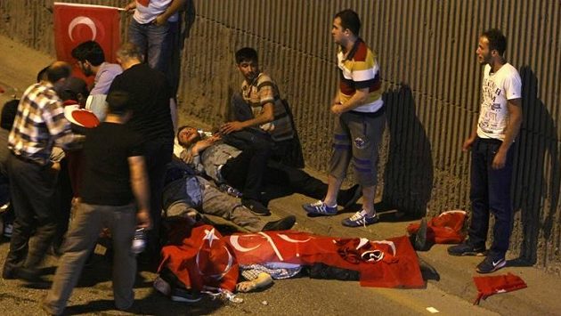 Σύσκεψη υπό Ομπάμα για Τουρκία, απαξιωτικός Κέρι για στασιαστές