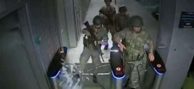 Τουρκία: Βίντεο – ντοκουμέντο από την εισβολή των στασιαστών στην κρατική TV