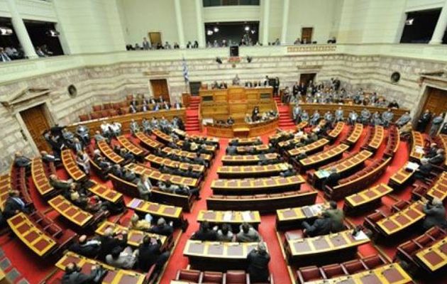 Με λεκτικούς διαξιφισμούς άρχισε η συζήτηση του προϋπολογισμού στη Βουλή
