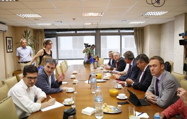 Βrexit και ελληνικό πρόγραμμα στη συνάντηση Τσακαλώτου – Γκάμπριελ