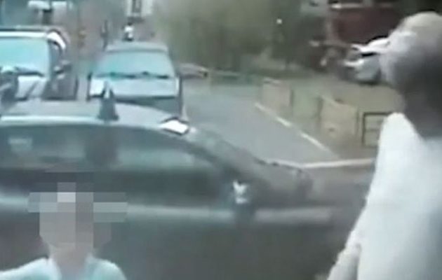 Πώς ένας 72χρονος παιδεραστής παρασύρει 9χρονη στο σπίτι του (βίντεο)