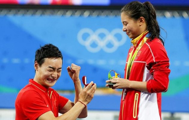 Ρίο 2016: Της έκανε πρόταση γάμου στην απονομή του αργυρού μεταλλίου της