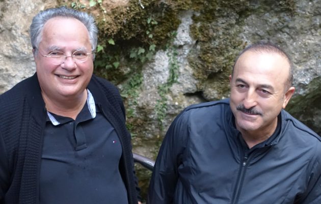 Ο Κοτζιάς έκοψε τον βήχα στον Τσαβούσογλου για την έκδοση των Τούρκων στρατιωτικών