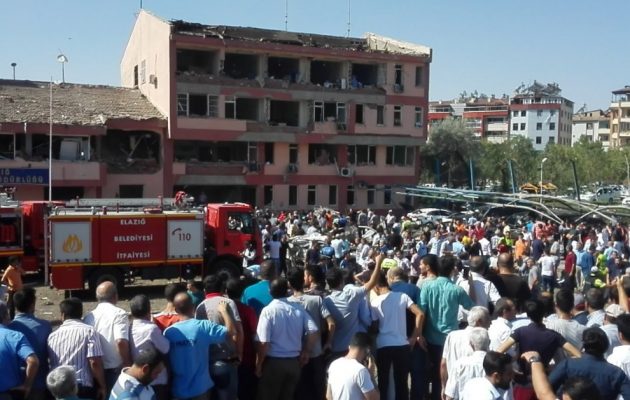 3 νεκροί και 50 τραυματίες από το νέο χτύπημα των Κούρδων στην Τουρκία